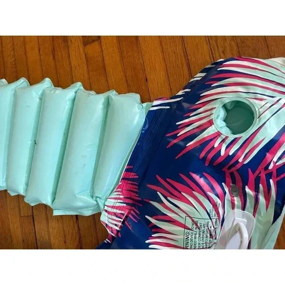 Two Pool Inflatables - Picture 8 of 12